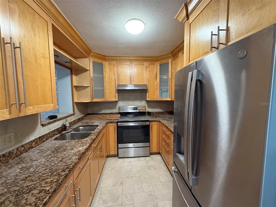 For Sale: $395,000 (3 beds, 1 baths, 1124 Square Feet)