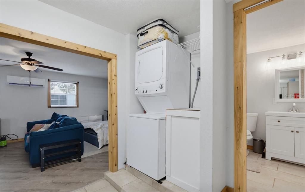 На продажу: $239,000 (4 спален, 2 ванн, 1464 Квадратных фут)