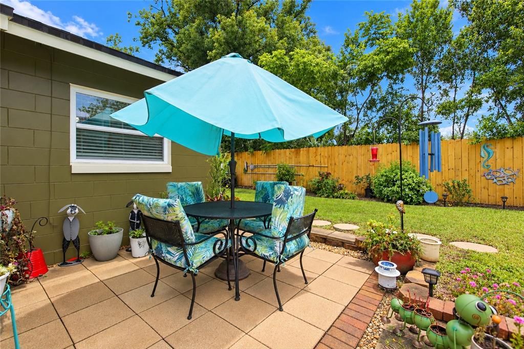 En Venta: $489,900 (4 camas, 2 baños, 1576 Pies cuadrados)
