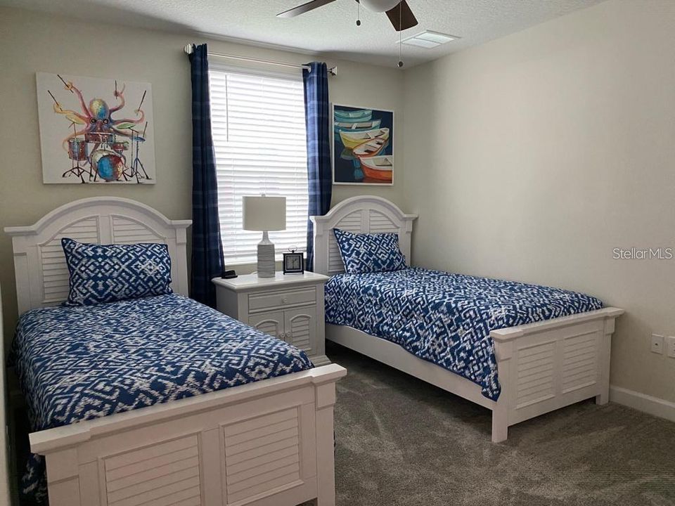For Rent: $2,100 (2 beds, 2 baths, 1388 Square Feet)