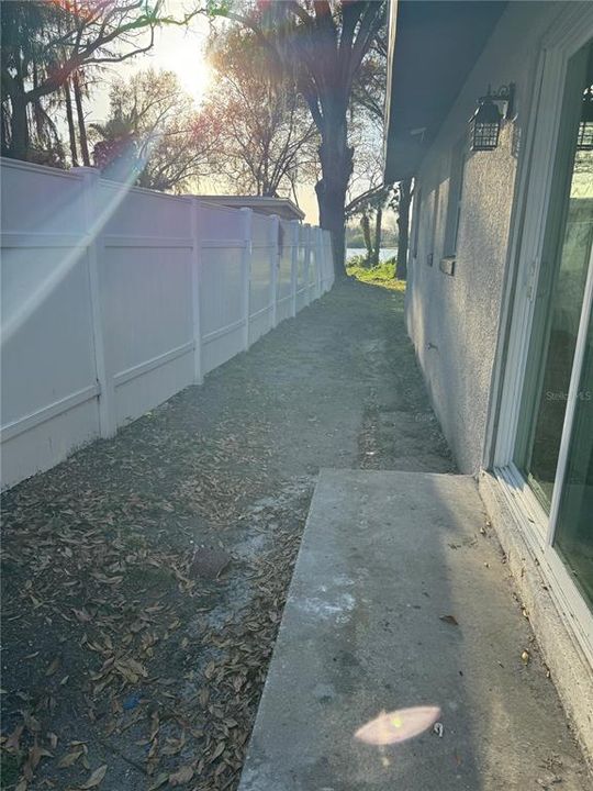 For Rent: $2,095 (3 beds, 2 baths, 1266 Square Feet)