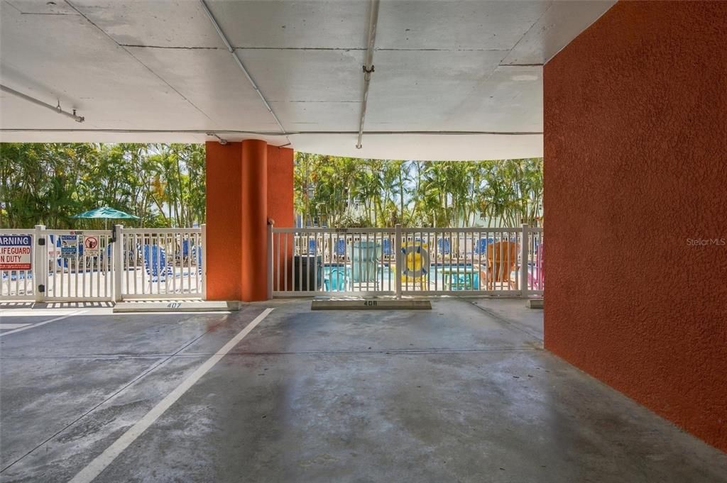 For Sale: $500,000 (2 beds, 2 baths, 914 Square Feet)