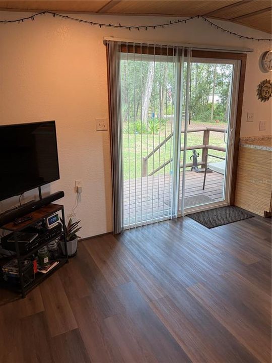 En Venta: $295,000 (2 camas, 2 baños, 720 Pies cuadrados)