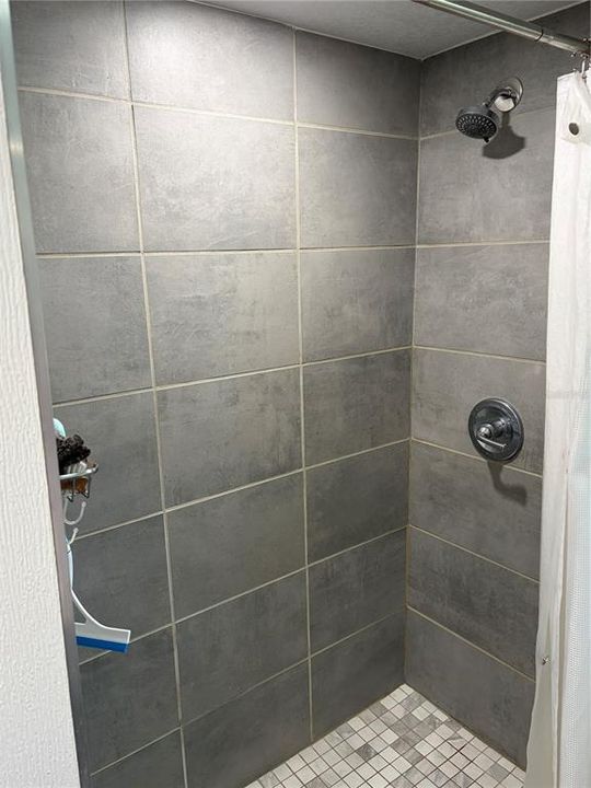 En Venta: $295,000 (2 camas, 2 baños, 720 Pies cuadrados)