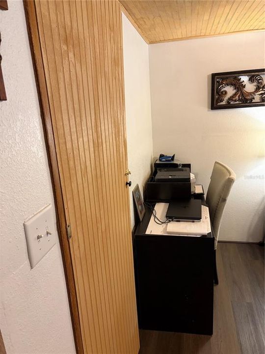 En Venta: $295,000 (2 camas, 2 baños, 720 Pies cuadrados)