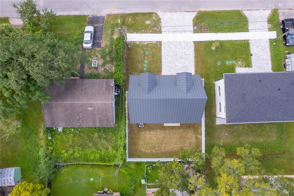 For Rent: $2,200 (2 beds, 2 baths, 1186 Square Feet)