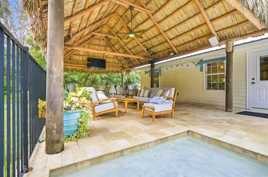 En Venta: $1,200,000 (4 camas, 2 baños, 2312 Pies cuadrados)