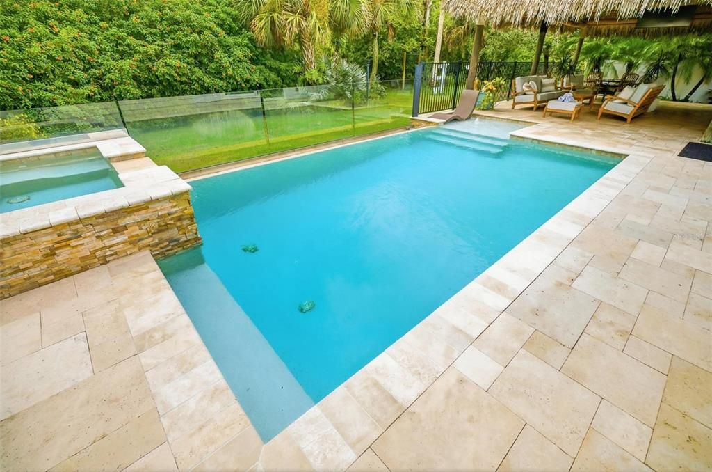 En Venta: $1,200,000 (4 camas, 2 baños, 2312 Pies cuadrados)