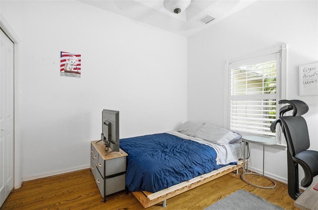 En Venta: $1,200,000 (4 camas, 2 baños, 2312 Pies cuadrados)