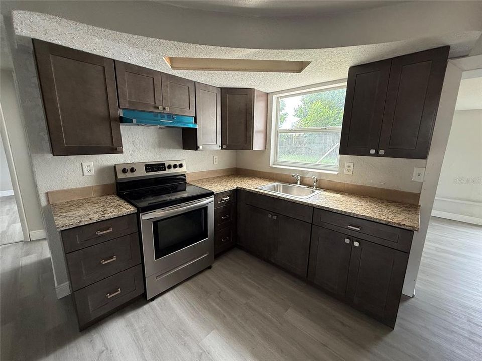 En Venta: $225,000 (3 camas, 1 baños, 1032 Pies cuadrados)