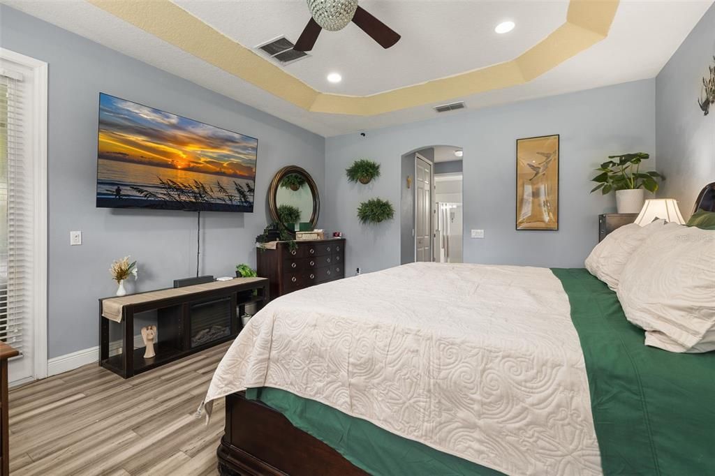 For Sale: $629,000 (4 beds, 3 baths, 3586 Square Feet)