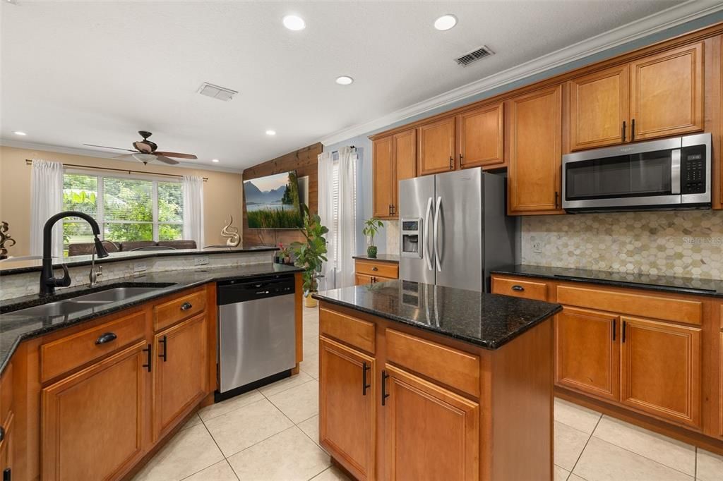 For Sale: $629,000 (4 beds, 3 baths, 3586 Square Feet)