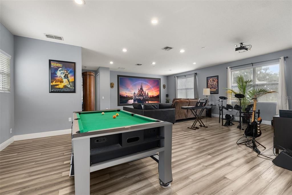 For Sale: $629,000 (4 beds, 3 baths, 3586 Square Feet)