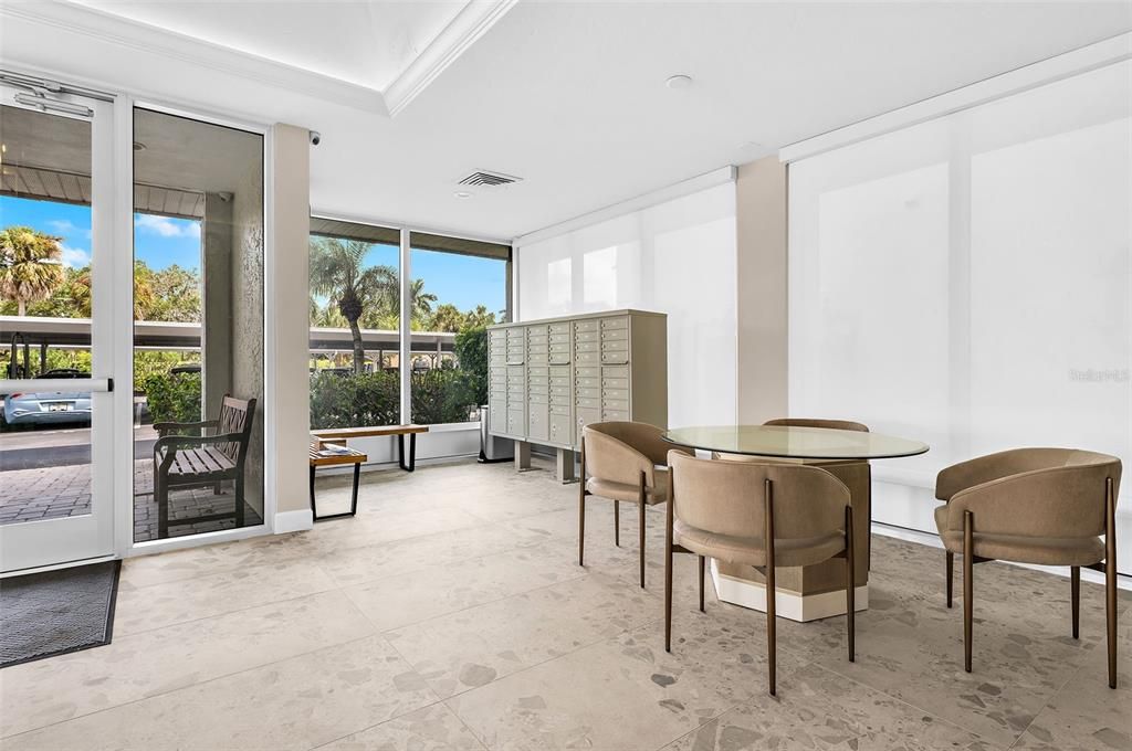 En Venta: $639,900 (2 camas, 2 baños, 1160 Pies cuadrados)