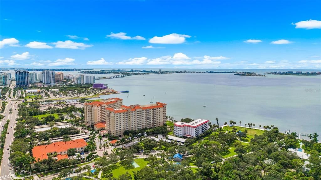 En Venta: $639,900 (2 camas, 2 baños, 1160 Pies cuadrados)
