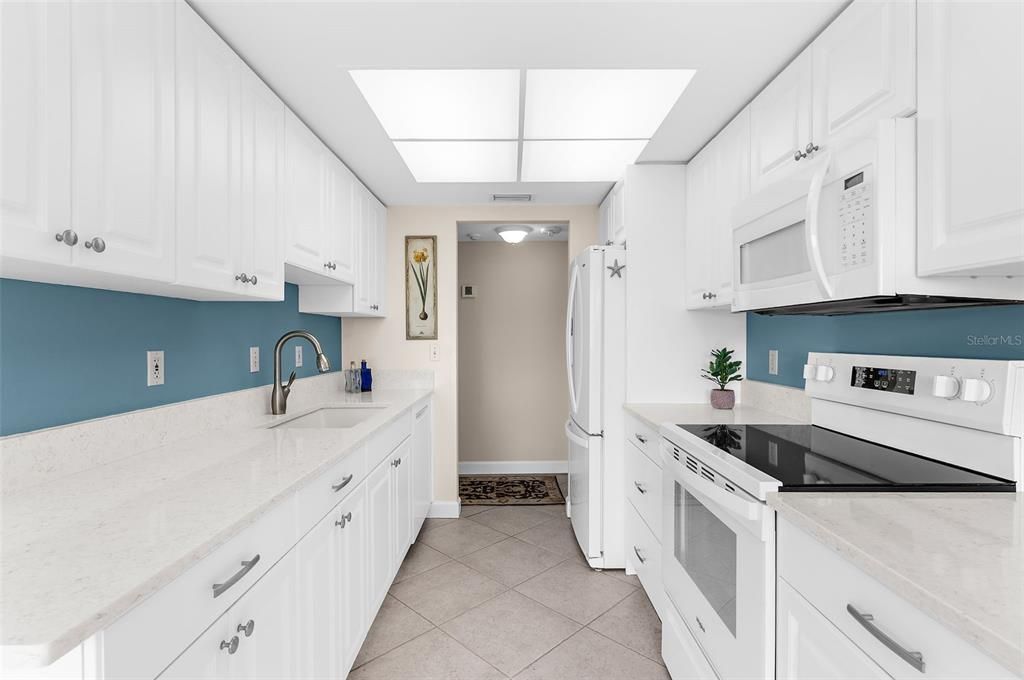 En Venta: $639,900 (2 camas, 2 baños, 1160 Pies cuadrados)