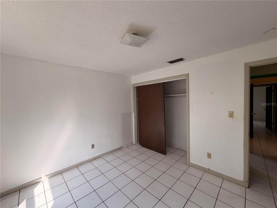 For Sale: $339,000 (4 beds, 2 baths, 1611 Square Feet)