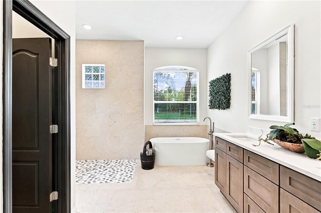 For Sale: $599,900 (4 beds, 2 baths, 2110 Square Feet)