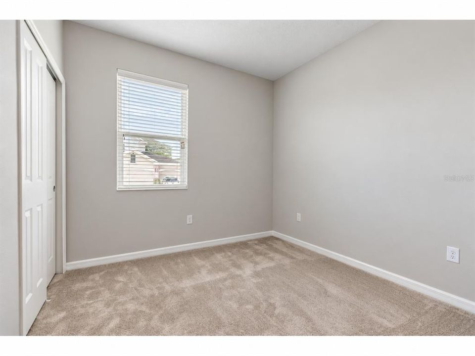 For Rent: $2,065 (4 beds, 2 baths, 1825 Square Feet)
