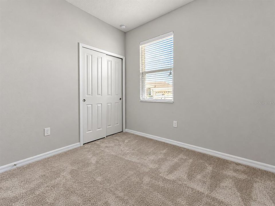 For Rent: $2,065 (4 beds, 2 baths, 1825 Square Feet)