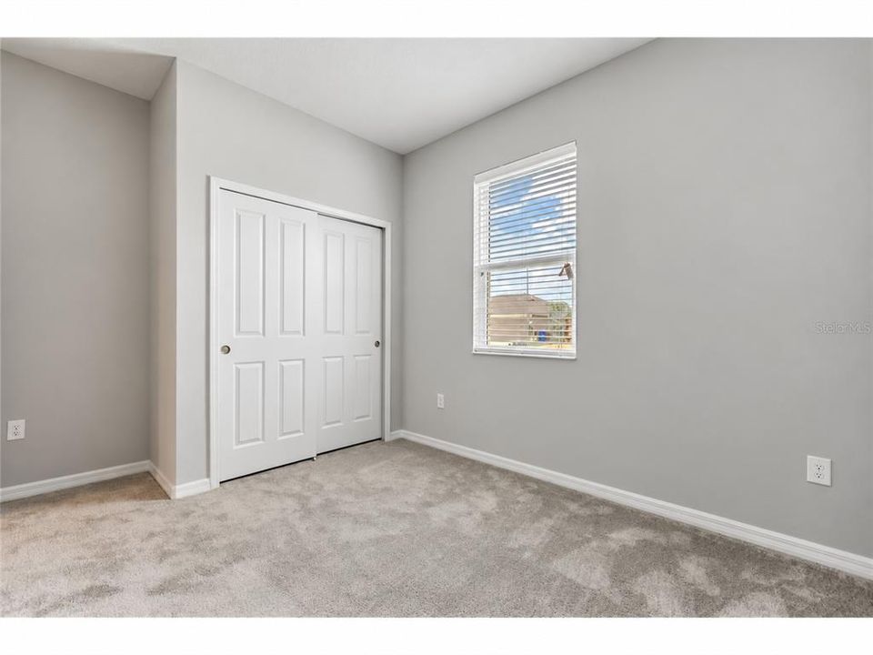 For Rent: $2,065 (4 beds, 2 baths, 1825 Square Feet)