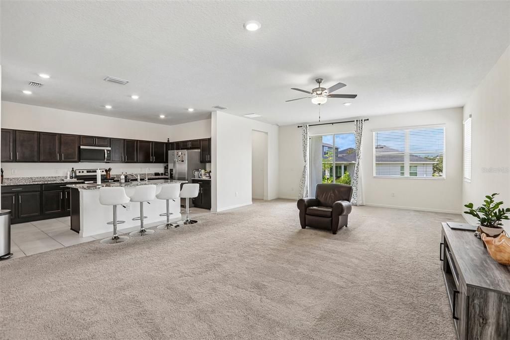 For Sale: $439,000 (4 beds, 3 baths, 2328 Square Feet)
