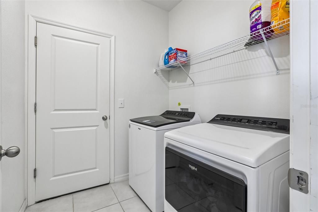 For Sale: $439,000 (4 beds, 3 baths, 2328 Square Feet)