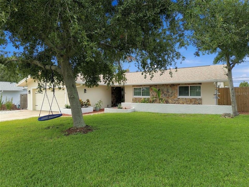 En Venta: $565,000 (3 camas, 2 baños, 1683 Pies cuadrados)