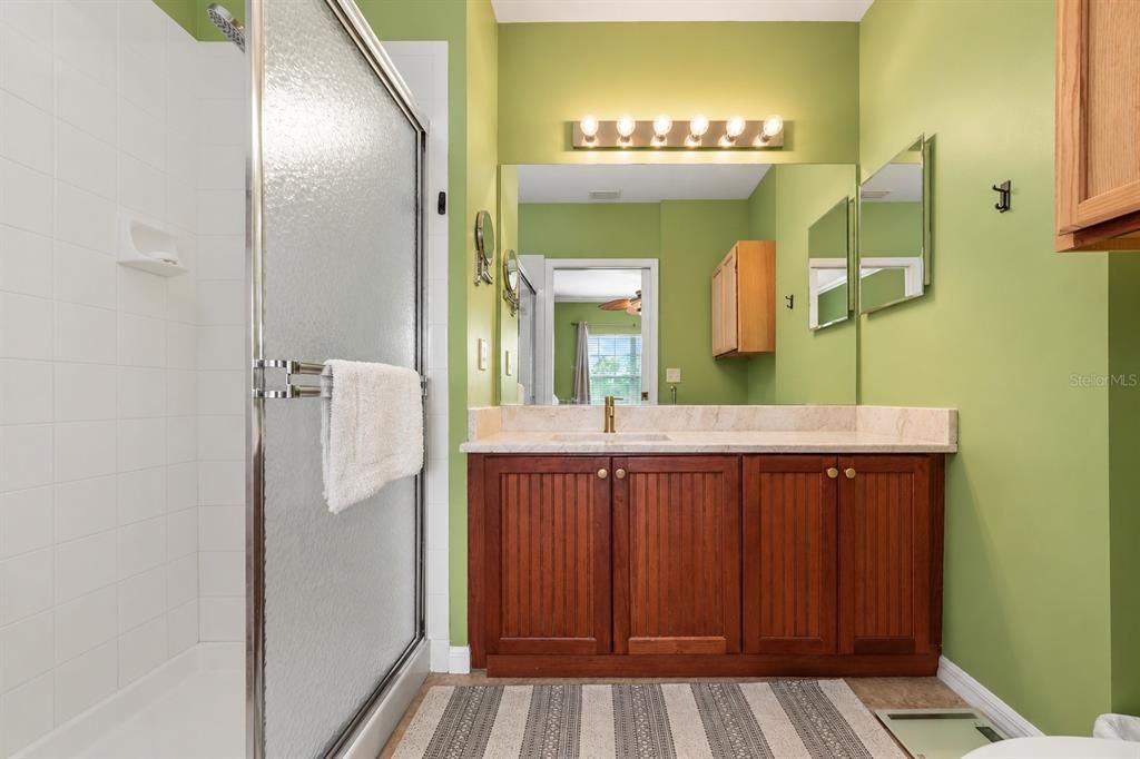 For Sale: $180,000 (3 beds, 2 baths, 1293 Square Feet)