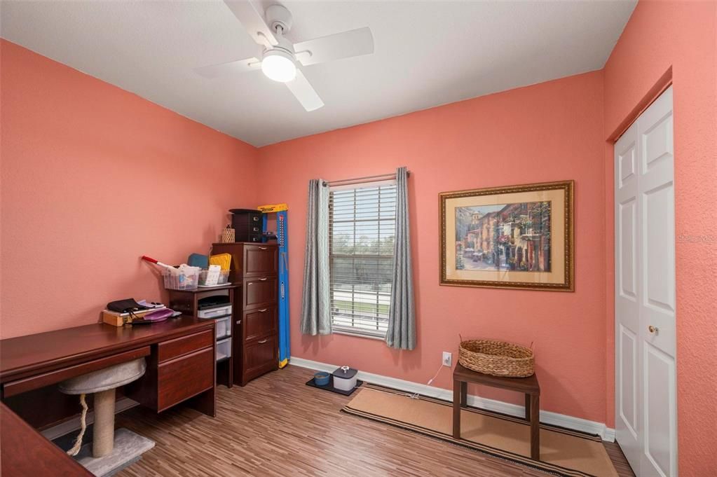 For Sale: $180,000 (3 beds, 2 baths, 1293 Square Feet)