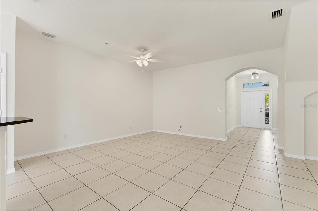 For Sale: $284,900 (3 beds, 2 baths, 1487 Square Feet)