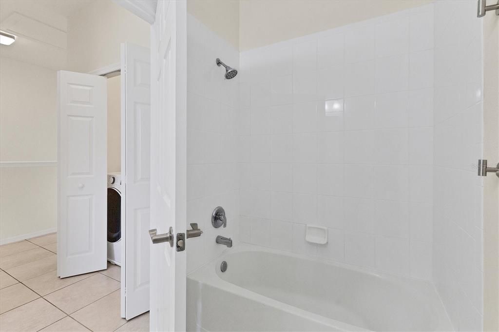 For Sale: $284,900 (3 beds, 2 baths, 1487 Square Feet)