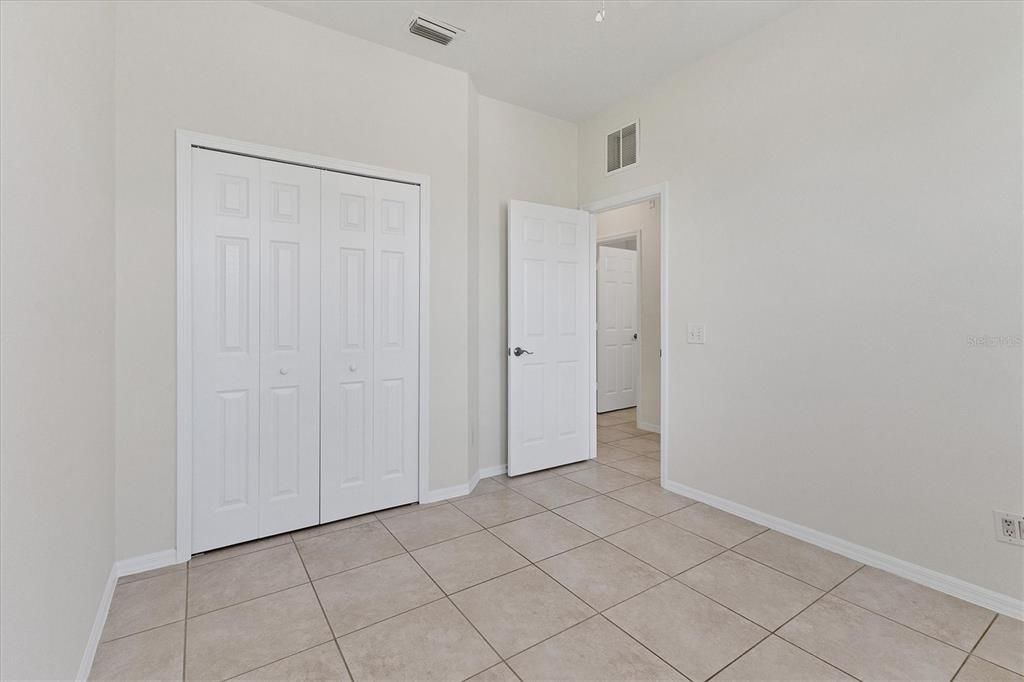 For Sale: $284,900 (3 beds, 2 baths, 1487 Square Feet)
