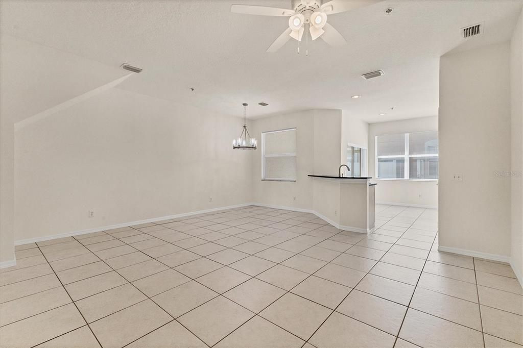 For Sale: $284,900 (3 beds, 2 baths, 1487 Square Feet)