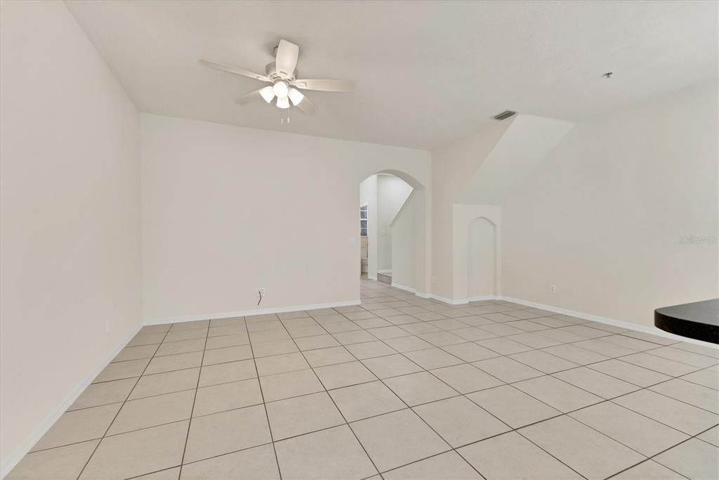 For Sale: $284,900 (3 beds, 2 baths, 1487 Square Feet)