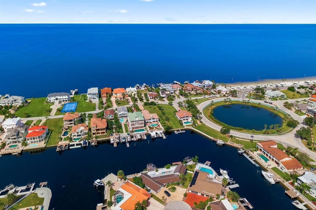 En Venta: $350,000 (0.29 acres)