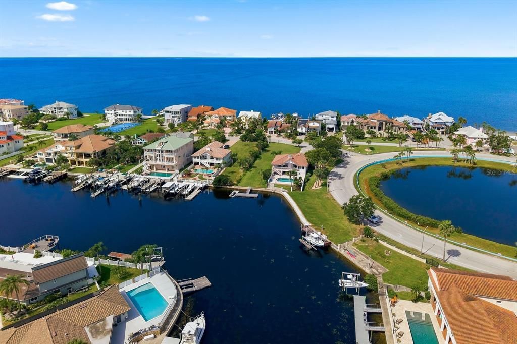 En Venta: $350,000 (0.29 acres)