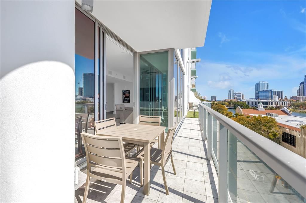 For Rent: $7,995 (3 beds, 2 baths, 2127 Square Feet)