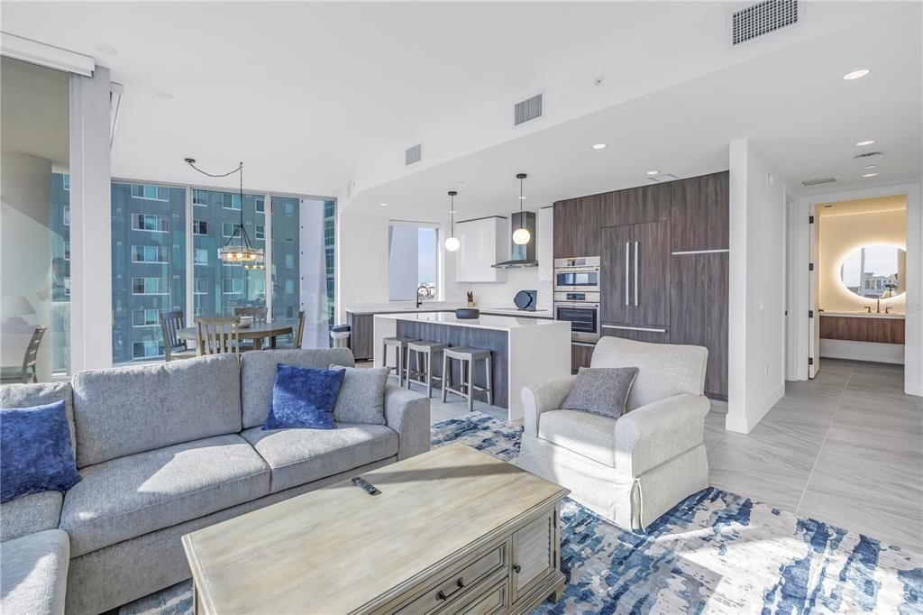 For Rent: $7,995 (3 beds, 2 baths, 2127 Square Feet)