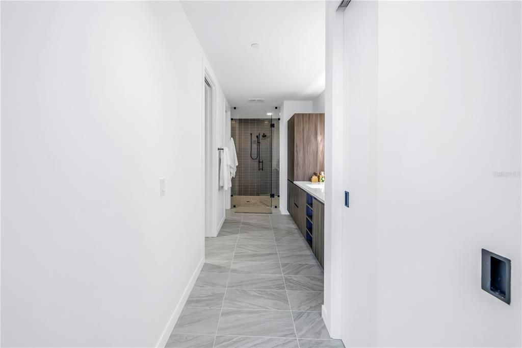 For Rent: $7,995 (3 beds, 2 baths, 2127 Square Feet)