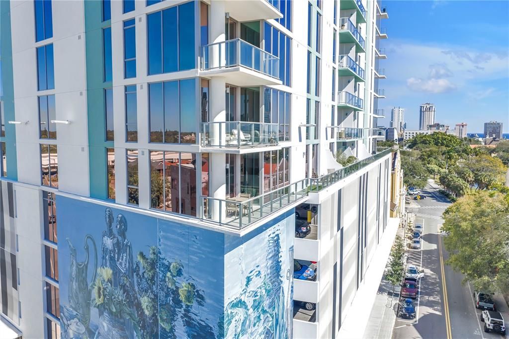 For Rent: $7,995 (3 beds, 2 baths, 2127 Square Feet)