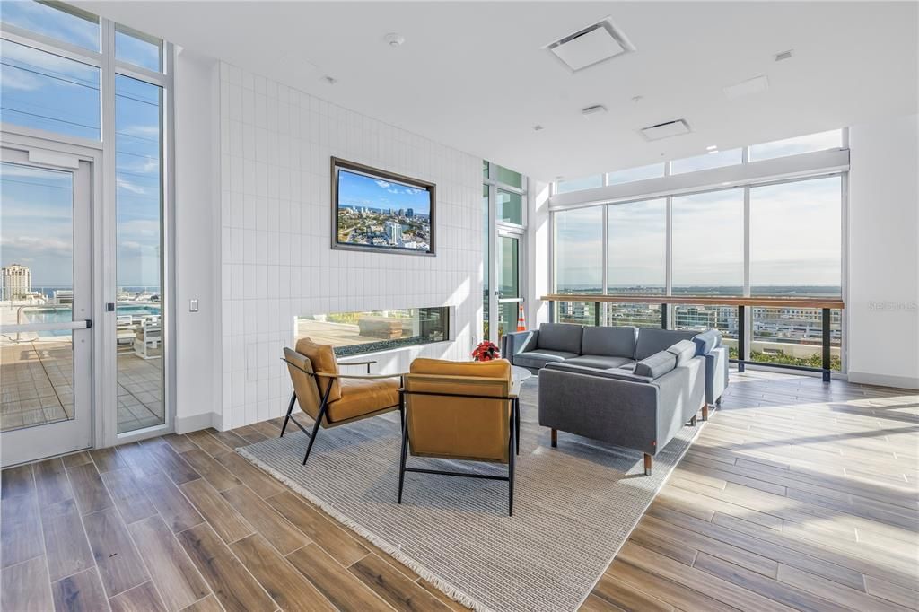 For Rent: $7,995 (3 beds, 2 baths, 2127 Square Feet)