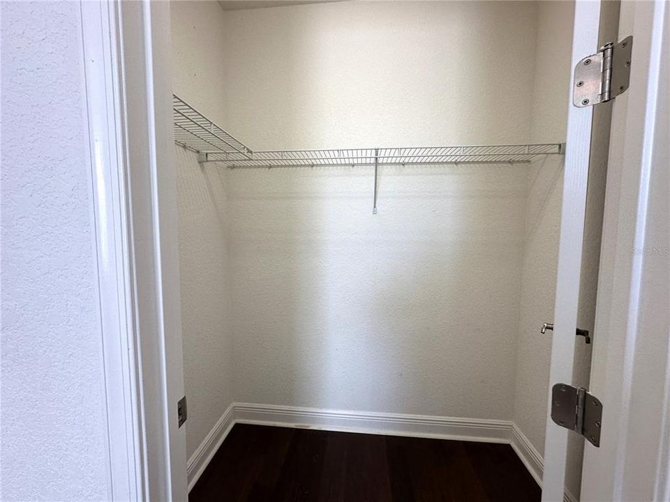 For Rent: $2,700 (3 beds, 2 baths, 1779 Square Feet)