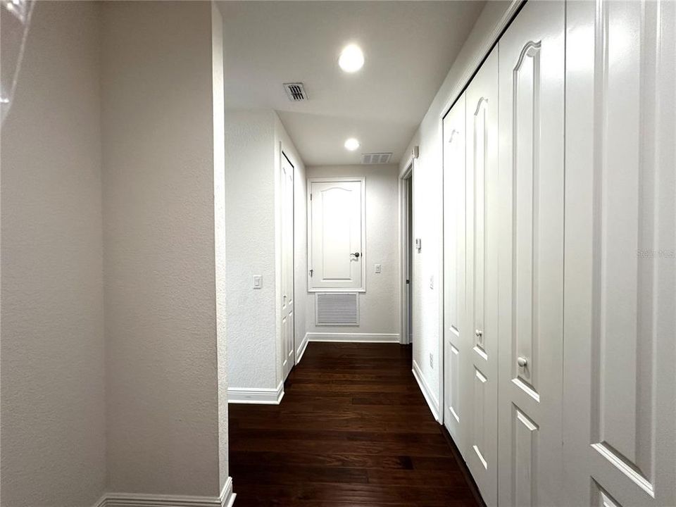 For Rent: $2,700 (3 beds, 2 baths, 1779 Square Feet)