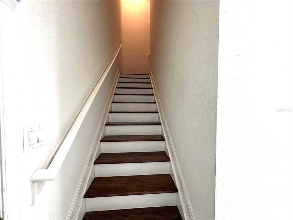 For Rent: $2,700 (3 beds, 2 baths, 1779 Square Feet)