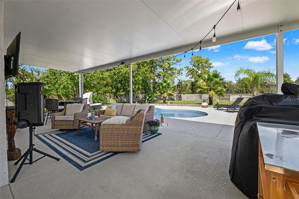 For Sale: $585,000 (4 beds, 3 baths, 2823 Square Feet)