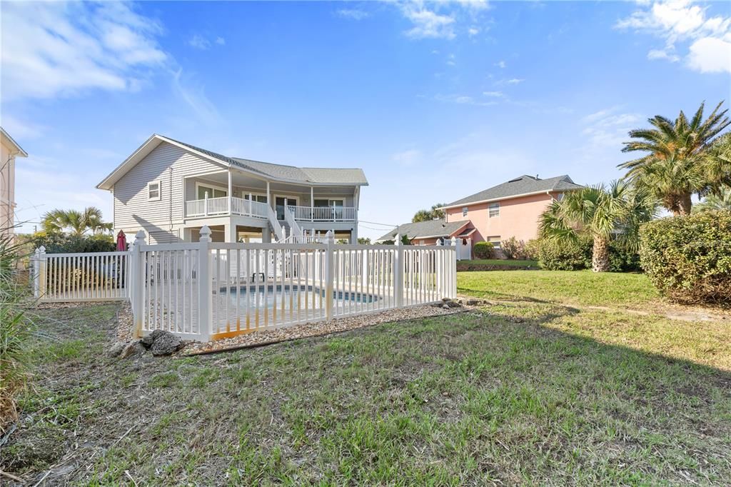 For Sale: $599,000 (2 beds, 2 baths, 1364 Square Feet)