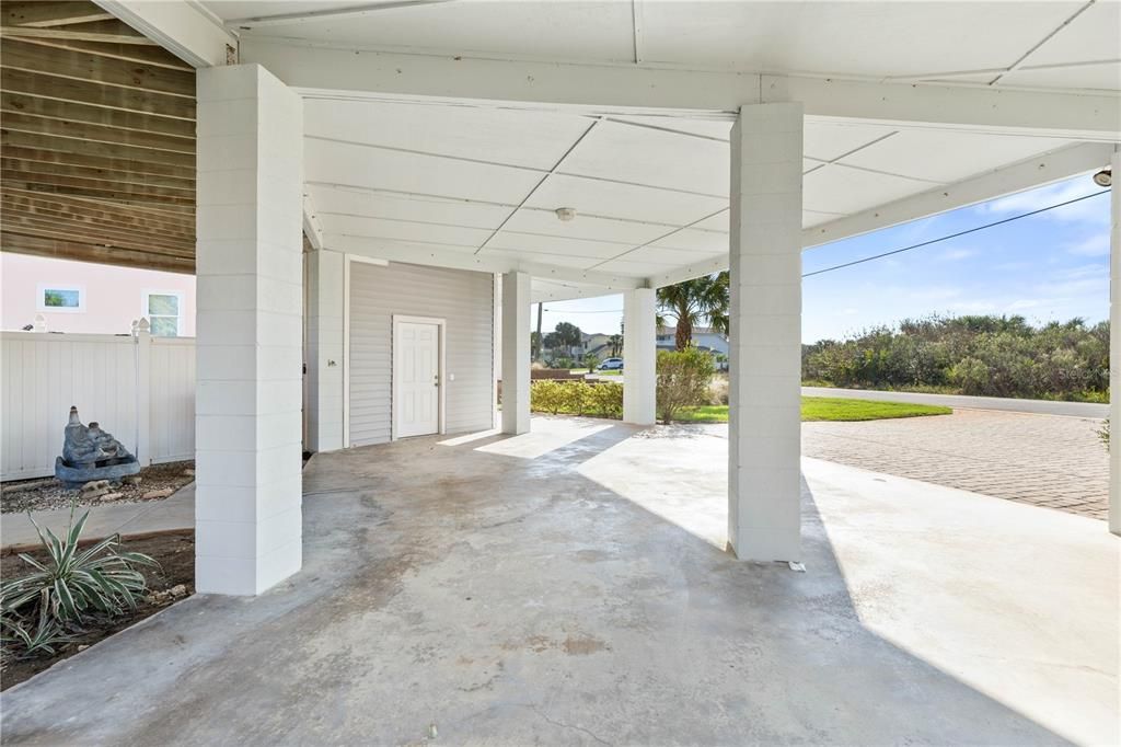 For Sale: $599,000 (2 beds, 2 baths, 1364 Square Feet)