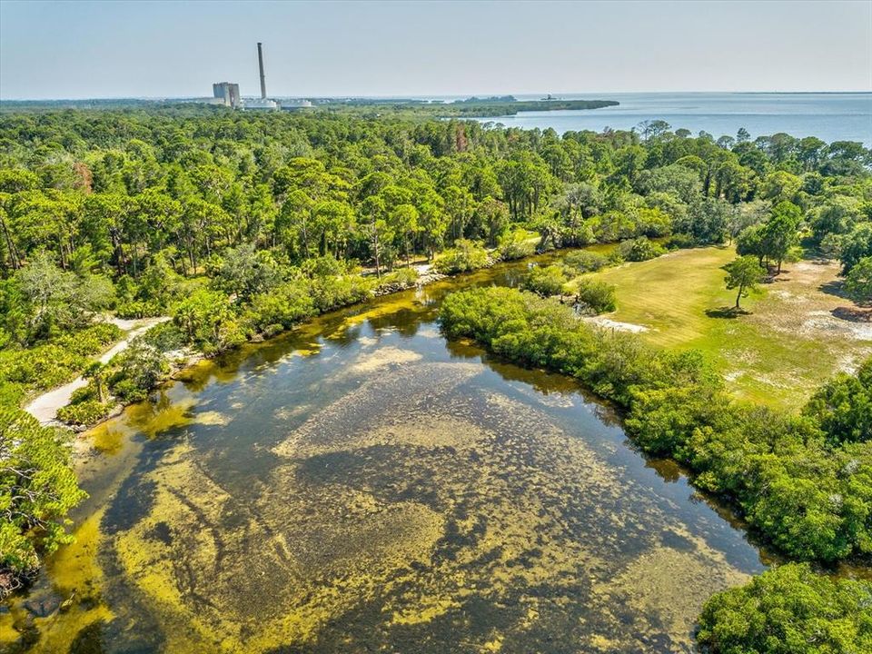 На продажу: $133,500 (0.26 acres)