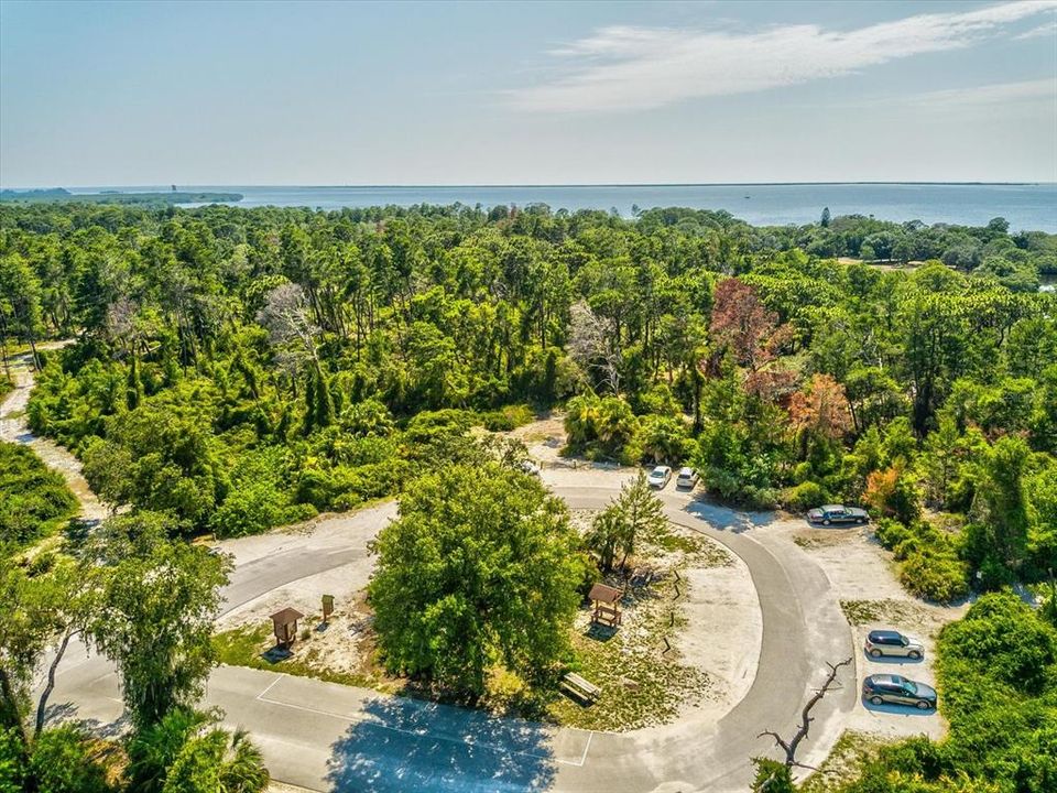 На продажу: $133,500 (0.26 acres)